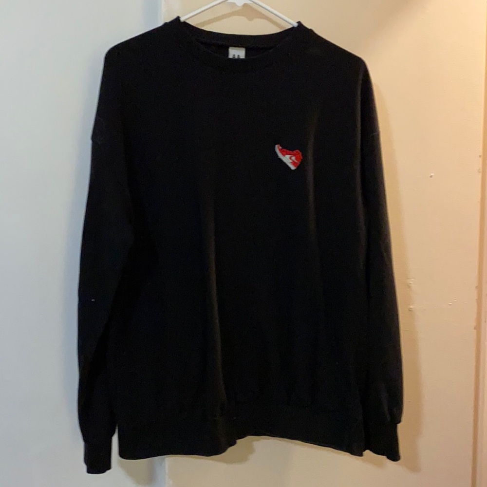 Men’s large crew neck
